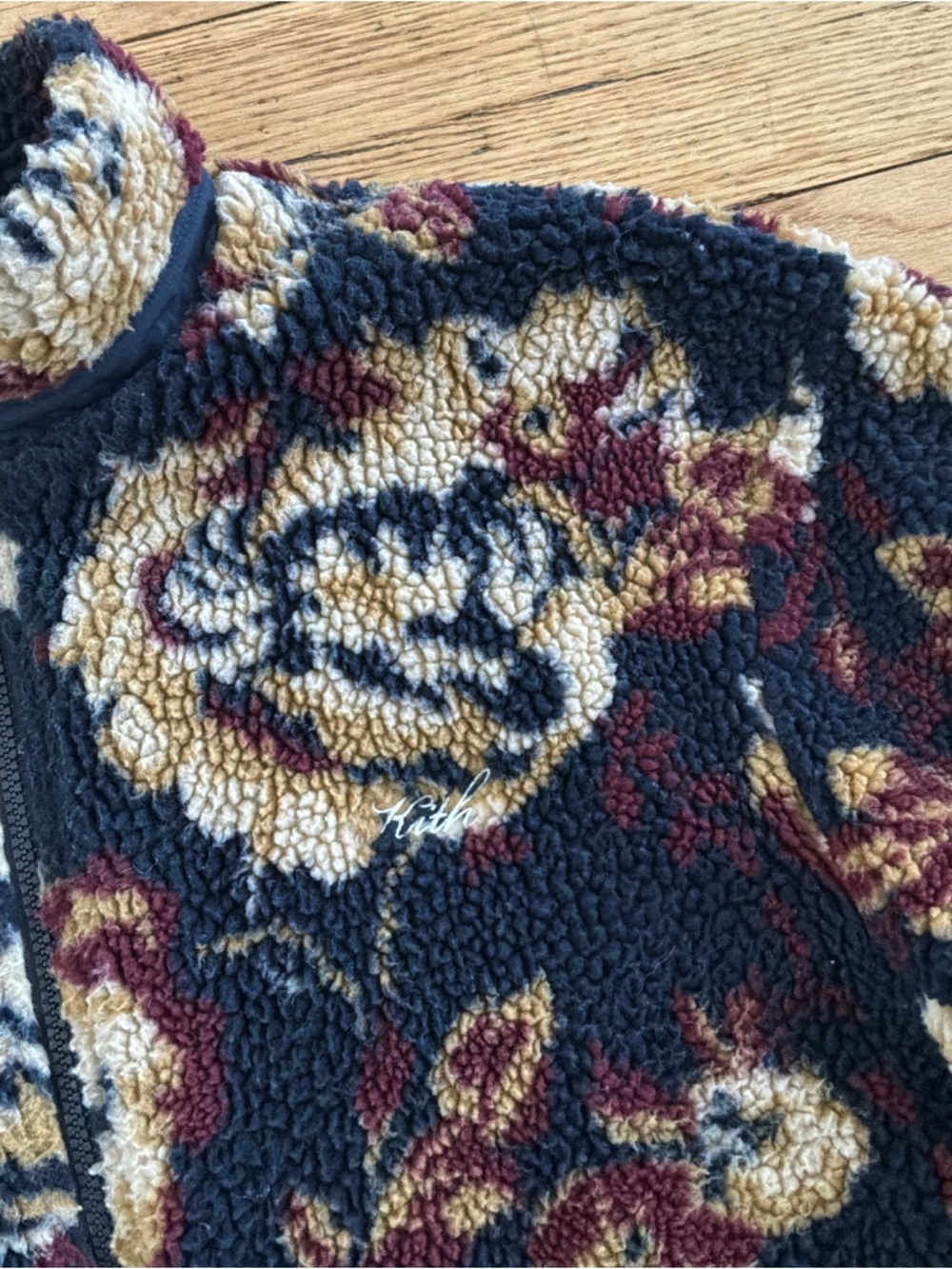 Kith Pinehurst Sherpa Navy and Cream Floral Teddy Jacket Unisex - Picture 4 of 8
